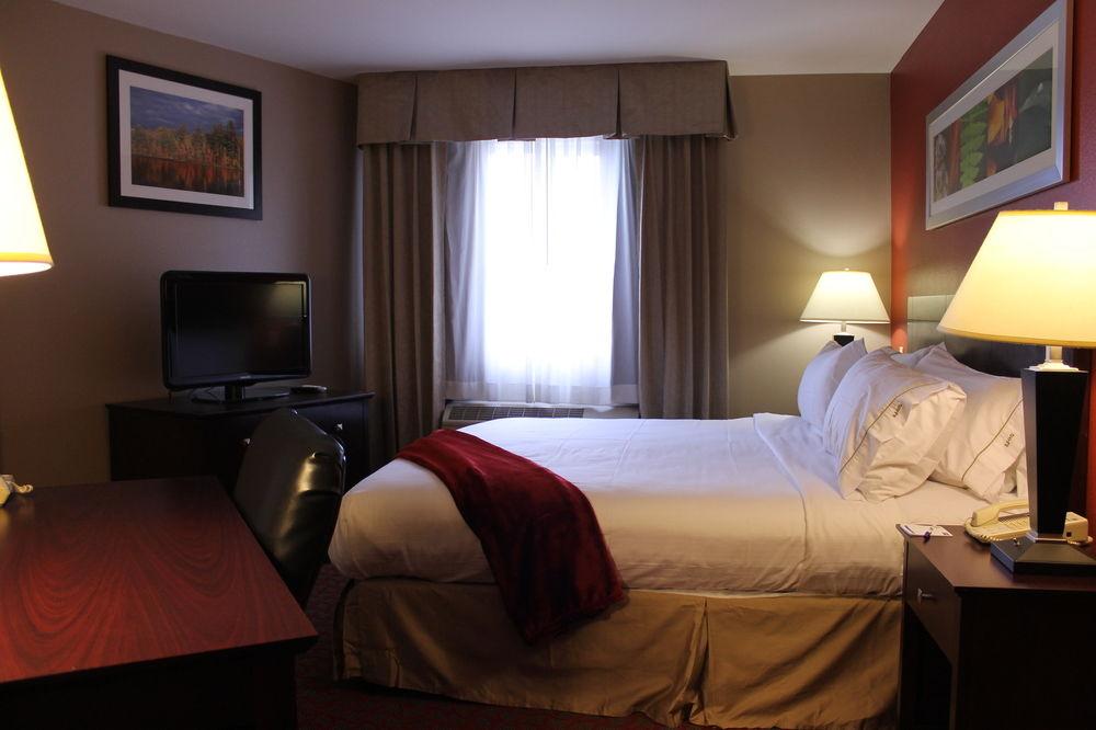 Holiday Inn Express & Suites Colorado Springs-Airport, An Ihg Hotel Bagian luar foto