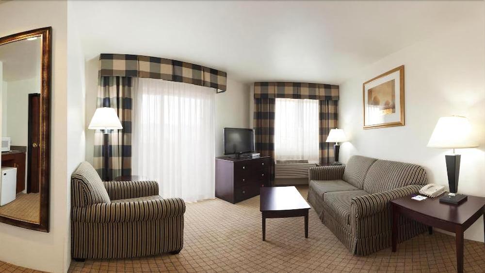 Holiday Inn Express & Suites Colorado Springs-Airport, An Ihg Hotel Bagian luar foto