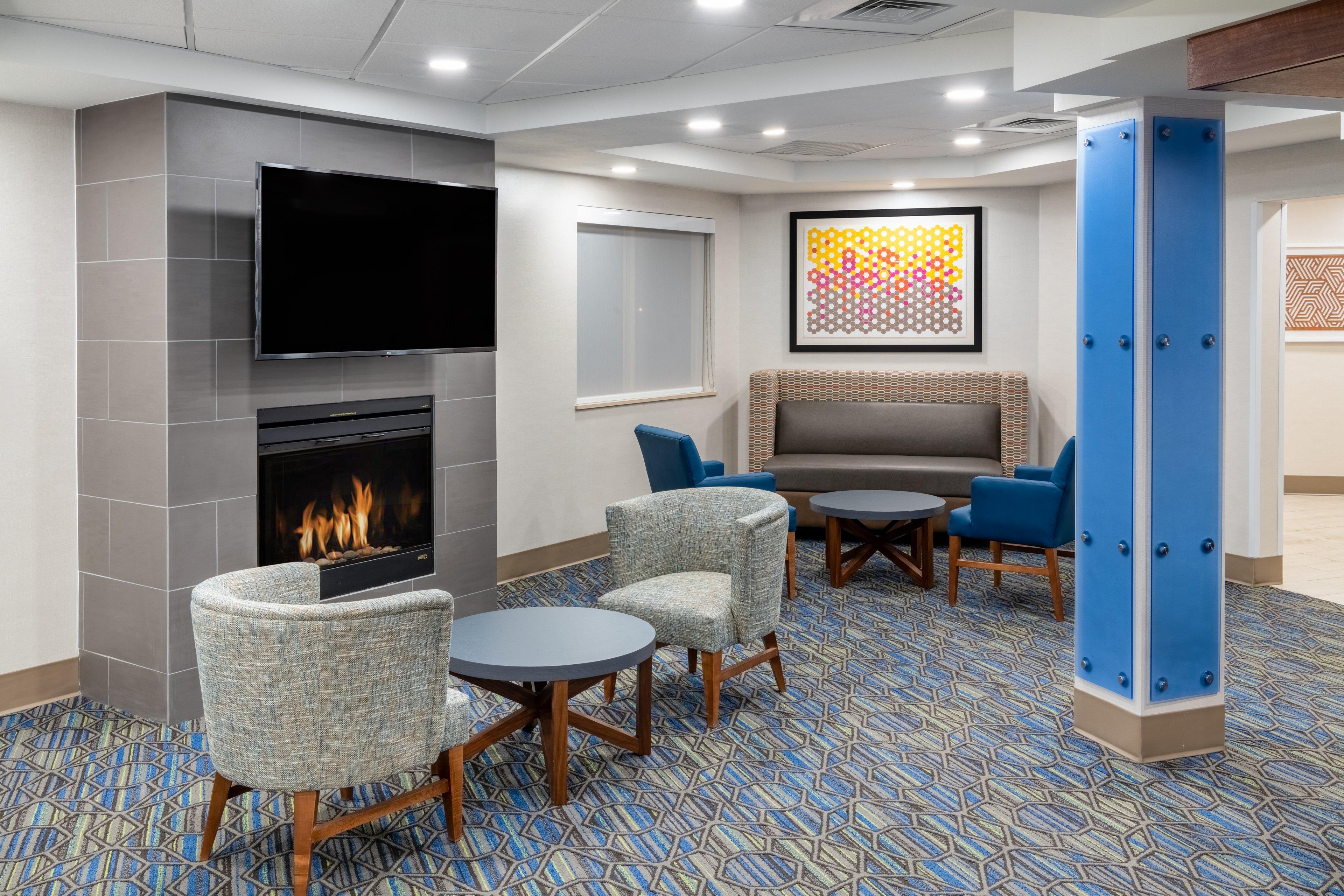 Holiday Inn Express & Suites Colorado Springs-Airport, An Ihg Hotel Bagian luar foto