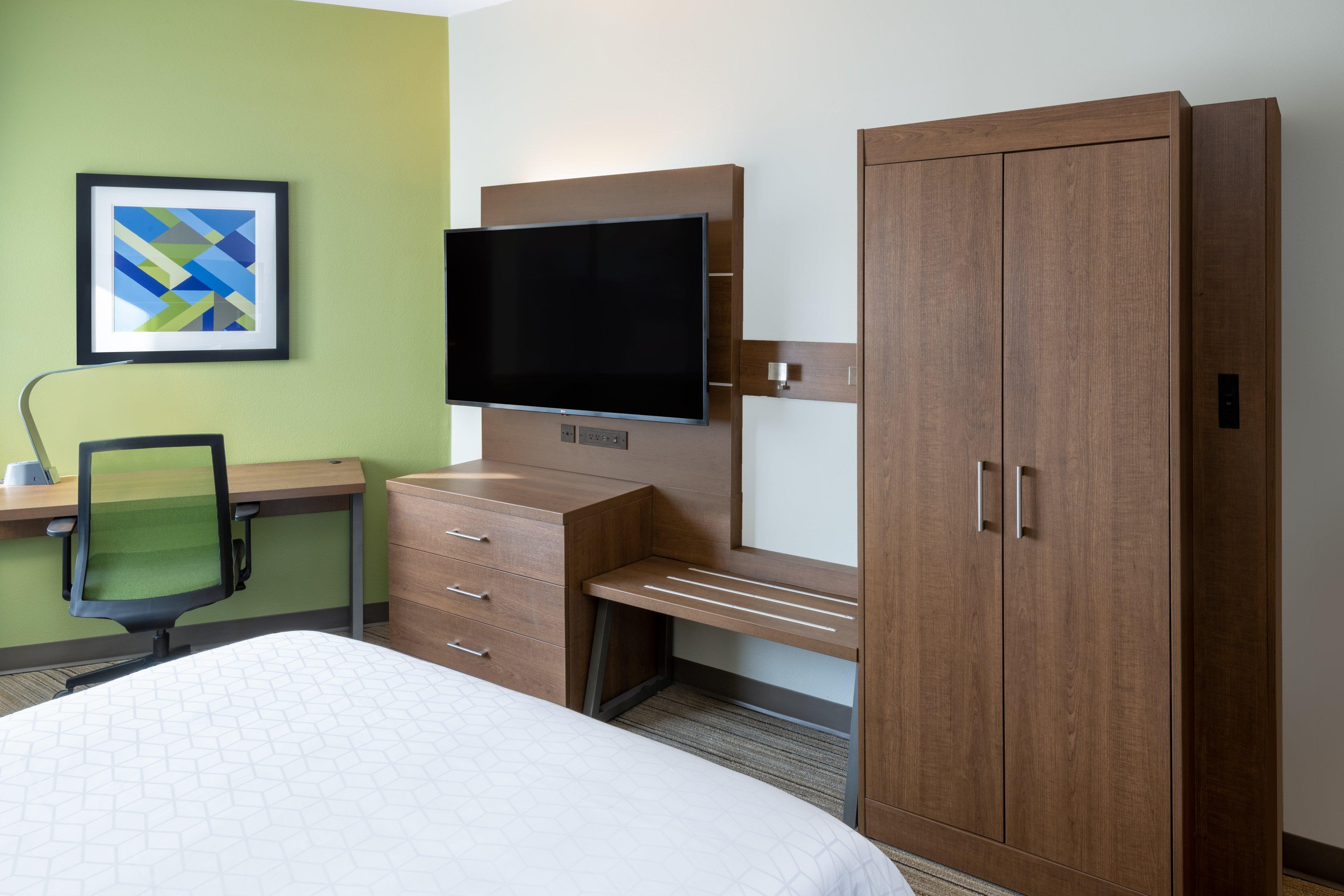 Holiday Inn Express & Suites Colorado Springs-Airport, An Ihg Hotel Bagian luar foto