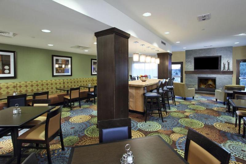 Holiday Inn Express & Suites Colorado Springs-Airport, An Ihg Hotel Bagian luar foto