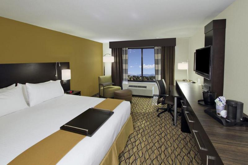 Holiday Inn Express & Suites Colorado Springs-Airport, An Ihg Hotel Bagian luar foto