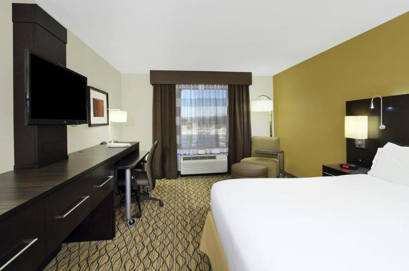 Holiday Inn Express & Suites Colorado Springs-Airport, An Ihg Hotel Bagian luar foto